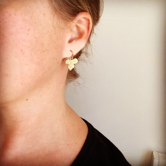 Small Gold Leaf Earrings - Picture 2 of 2